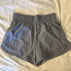 Athleta Mesh Racer Run Short